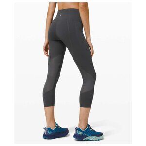 🛑SOLD🛑 NWOT Pace Rival High-Rise Crop 22"